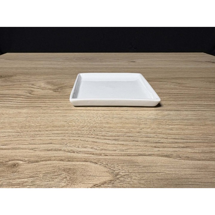 Assiettes à pain carrées 9cm