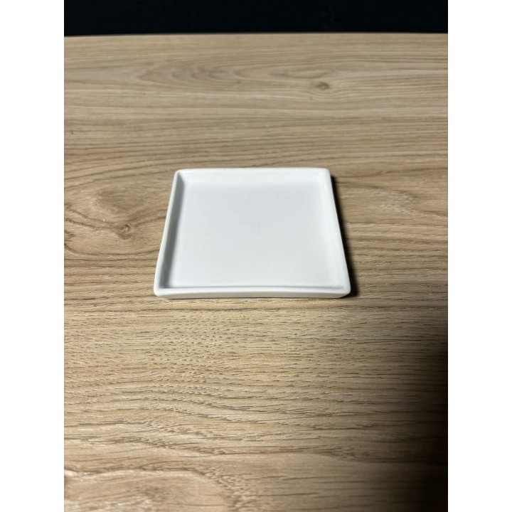 Assiettes à pain carrées 9cm