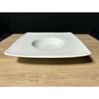 Assiettes châpeau Longueur 26 cm (100ml)