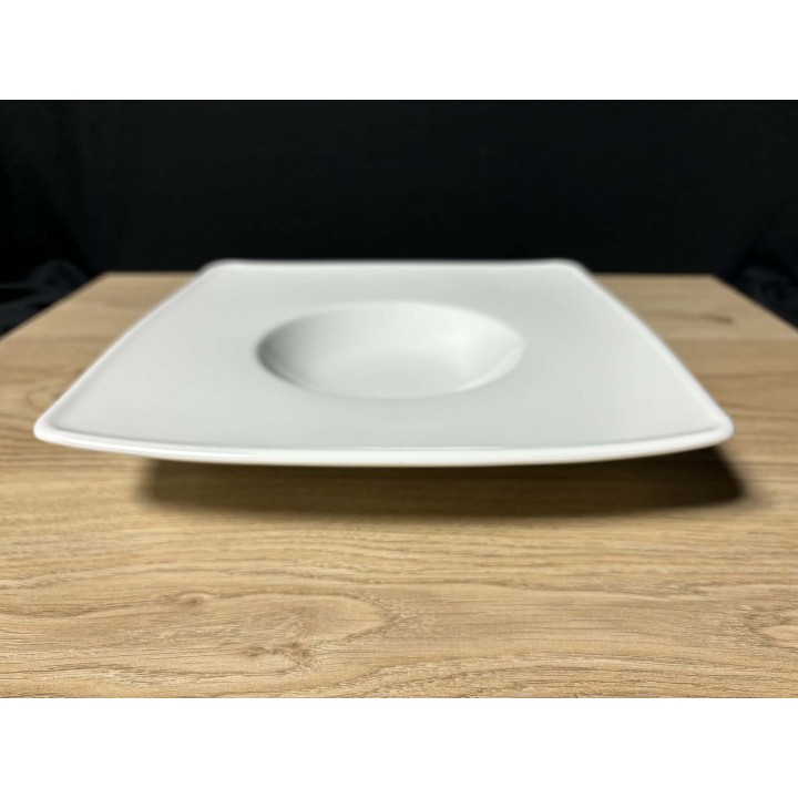 Assiettes châpeau Longueur 26 cm (100ml)