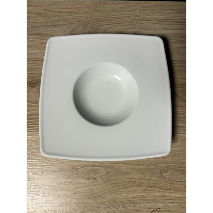 Assiettes châpeau Longueur 26 cm (100ml)