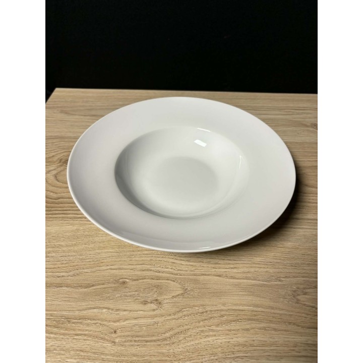 Assiettes profondes rondes unies