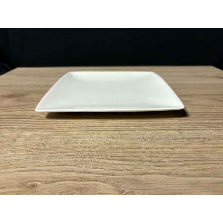 Assiettes carées 18cm