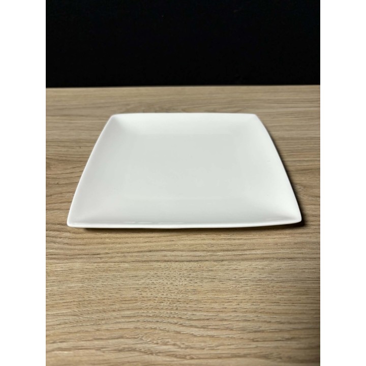 Assiettes carées 18cm